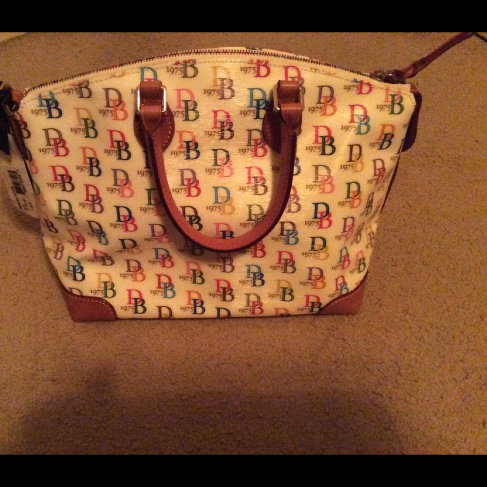 Dooney & Bourke White Satchel DM668
